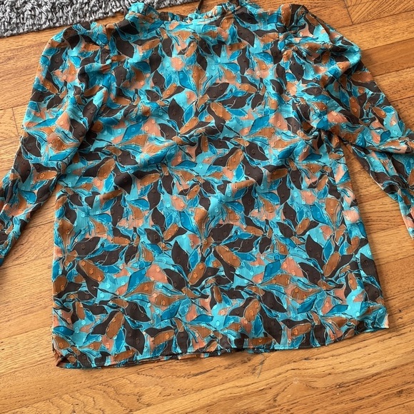 Joie V-Neck with Ruffle Puff Shoulder Long Sleeve Autumn Fall Pattern Blouse - Picture 12 of 13